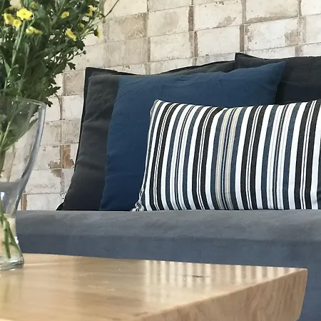 Oda ve Kahvaltı Elia Residences Santorini 4*