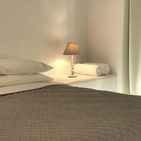 Elia Residences Santorini Bed & Breakfast