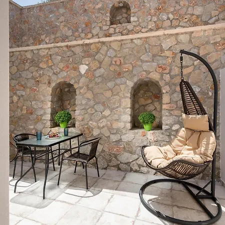 Elia Residences Santorini Bed & Breakfast 4*