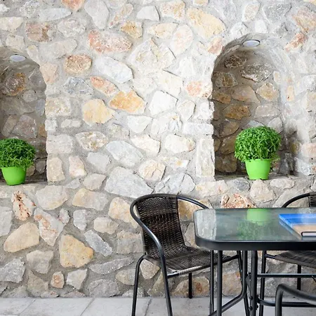 Elia Residences Santorini