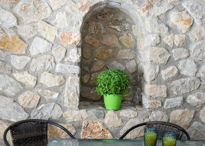 Elia Residences Santorini Bed & Breakfast